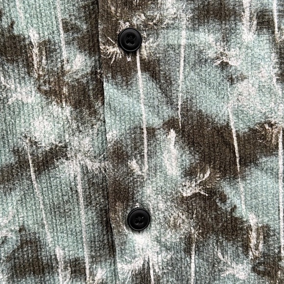River Island Palm Print Revere Shirt Green Men’s Size M - Picture 12 of 15